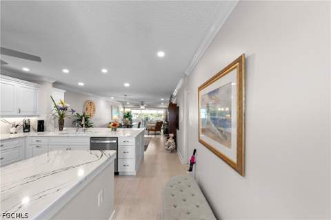 4309 Mariner Way 405, Fort Myers FL - photo 19 of 47