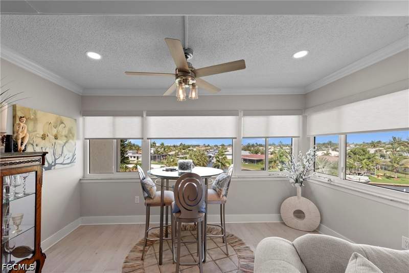 2 bedroom Condominium at 4309 Mariner WAY 405, TOWN AND RIVER, Fort Myers — photo 2