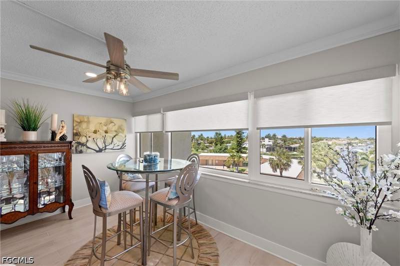 2 bedroom Condominium at 4309 Mariner WAY 405, TOWN AND RIVER, Fort Myers — photo 3