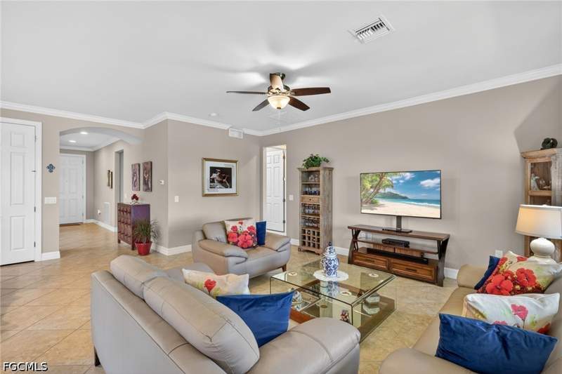 2 bedroom SingleFamilyResidence at 5979 Prosperity Ln, Del Webb, Ave Maria — photo 4