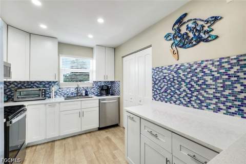 1714 Bikini Ct 103, Cape Coral FL - photo 8 of 24