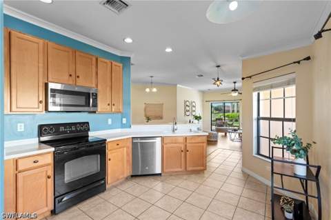 3761 Pino Vista Way, Estero FL - photo 17 of 48