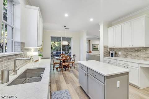 4956 Shaker Heights Ct 101, Naples FL - photo 6 of 25