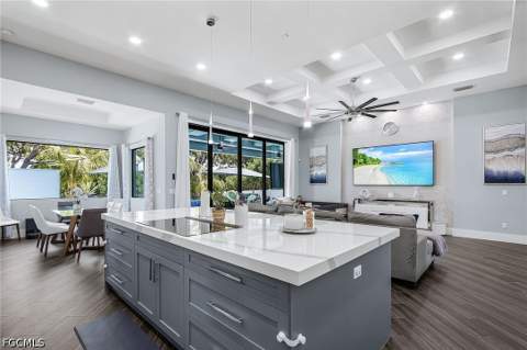 8800 Woodgate Manor Ct, Fort Myers FL - photo 11 of 25