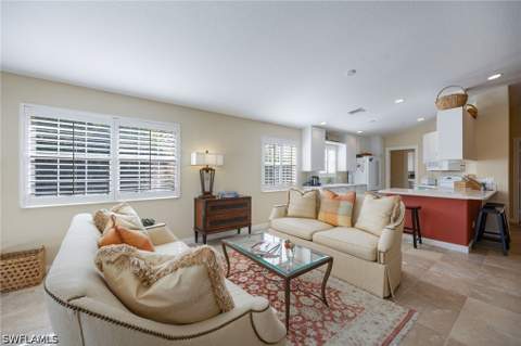 8149 Xenia Ln, Naples FL - photo 7 of 25