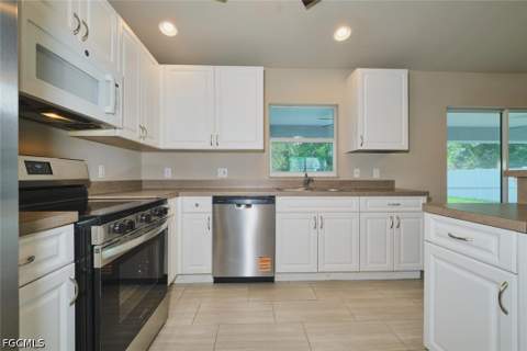 235 SW 12th St, Cape Coral FL - photo 9 of 36