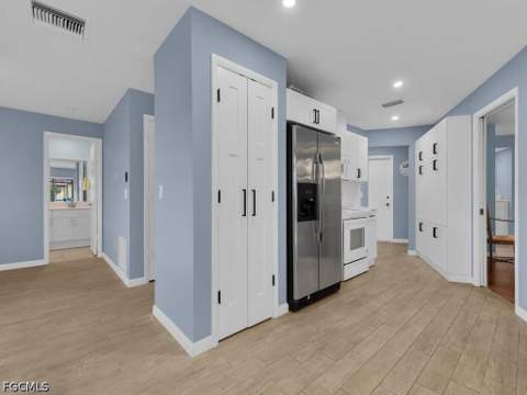28372 Verde Ln, Bonita Springs FL - photo 9 of 35