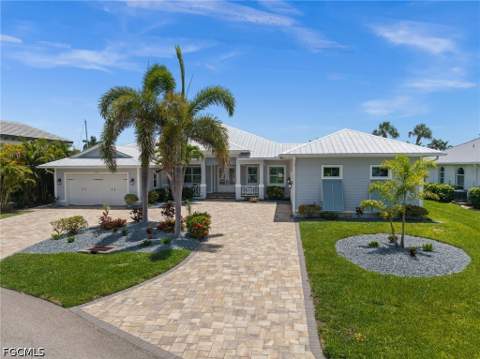 105 SW 52nd St, Cape Coral FL - photo 9 of 50