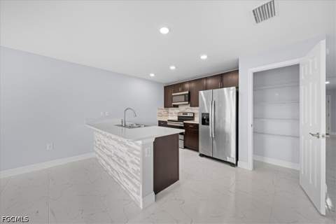 10535 Crossback Ln, Lehigh Acres FL - photo 23 of 50