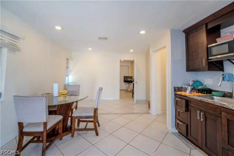 1313 SE 37th Ter, Cape Coral FL - photo 12 of 23
