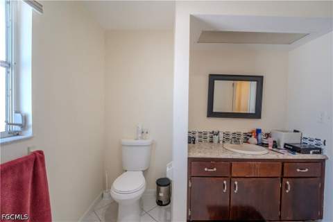 1313 SE 37th Ter, Cape Coral FL - photo 13 of 23