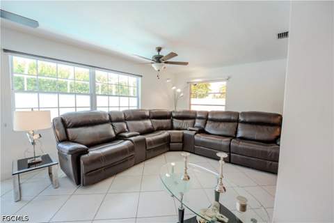 1313 SE 37th Ter, Cape Coral FL - photo 8 of 23