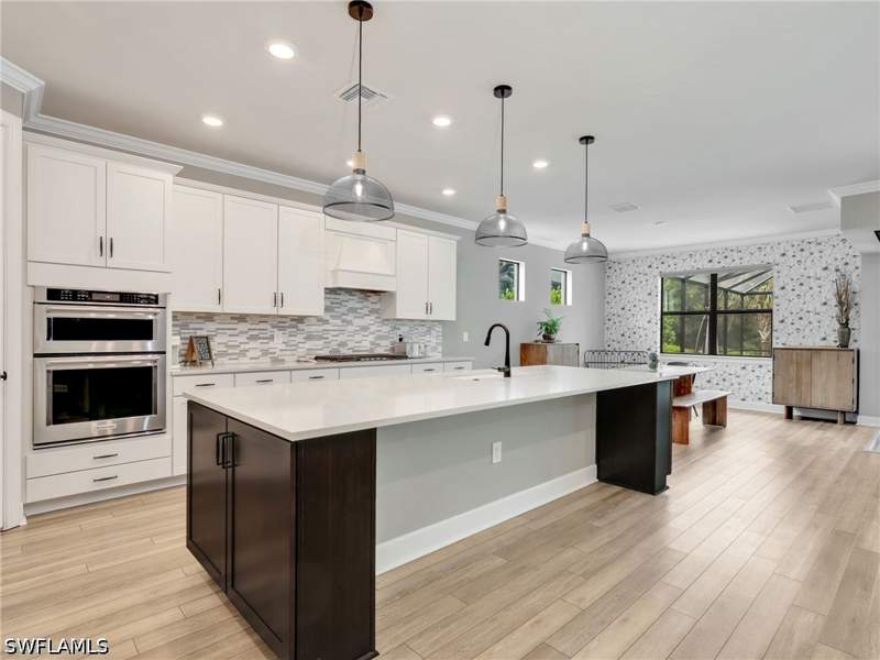4 bedroom SingleFamilyResidence at 9487 Greyhawk Trl, Greyhawk At Golf Club Of The Everglades, Naples — photo 5