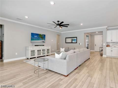 9487 Greyhawk Trl, Naples FL - photo 8 of 31