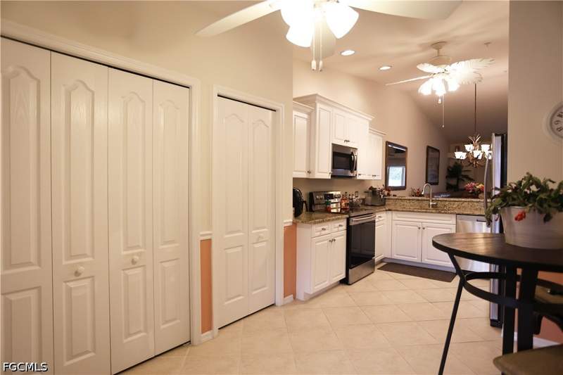 2 bedroom Condominium at 2770 Cypress Trace Cir 2423, Cypress Trace, Naples — photo 4