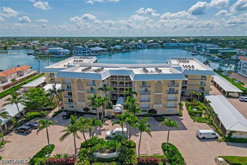 2 bedroom Condominium at 3000 Gulf Shore Blvd N 101, Harbour Cove, Naples — photo 2
