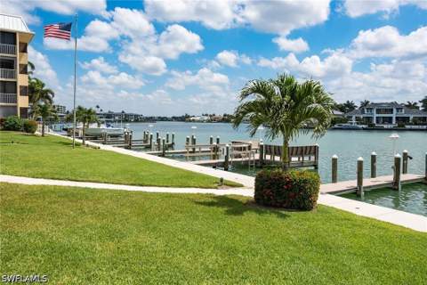 3000 Gulf Shore Blvd N 101, Naples FL - photo 22 of 27