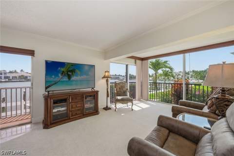 3000 Gulf Shore Blvd N 101, Naples FL - photo 6 of 27
