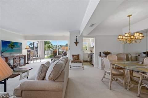 3000 Gulf Shore Blvd N 101, Naples FL - photo 7 of 27
