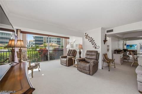 3000 Gulf Shore Blvd N 101, Naples FL - photo 8 of 27