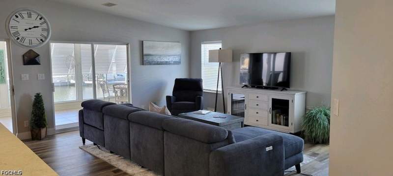 2 bedroom ManufacturedHome at 3089 Skipper Ln, Cherry Estates, St James City — photo 3