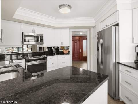 4551 Gulf Shore Blvd N 1606, Naples FL - photo 13 of 40