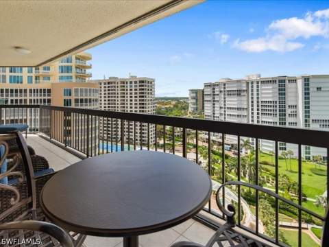 4551 Gulf Shore Blvd N 1606, Naples FL - photo 17 of 40