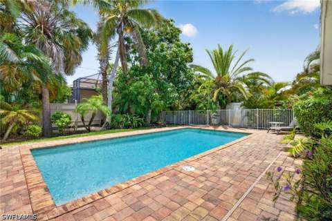 563 105th Ave N, Naples FL - photo 16 of 29