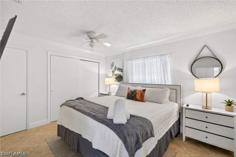 563 105th Ave N, Naples FL - photo 9 of 29