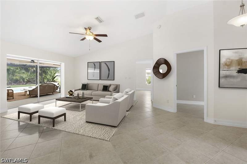 3 bedroom SingleFamilyResidence at 10340 Regent Cir, Regent Park, Naples — photo 2