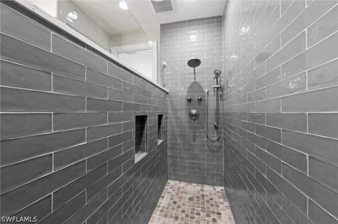 9076 Rialto St 6204, Naples FL - photo 18 of 50