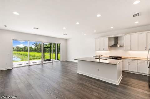 2924 Bloomfield Way, Naples FL - photo 8 of 33