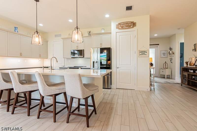 3 bedroom SingleFamilyResidence at 5255 Karlia Dr, Maple Ridge, Ave Maria — photo 4