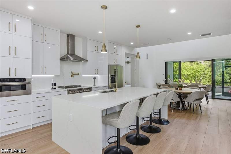 4 bedroom SingleFamilyResidence at 3384 Canal St, Sabal Shores, Naples — photo 3