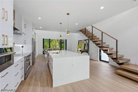 3384 Canal St, Naples FL - photo 8 of 47