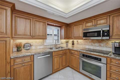 174 S Collier Blvd Ph-D, Marco Island FL - photo 8 of 42