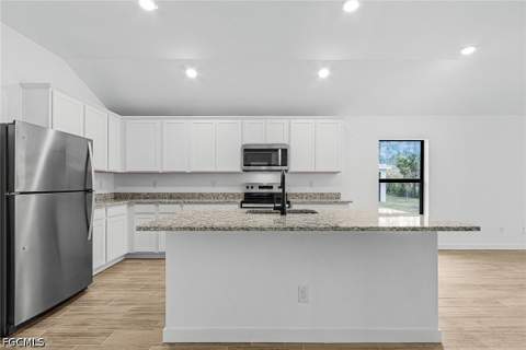 735 La Plata Ave, Lehigh Acres FL - photo 7 of 29