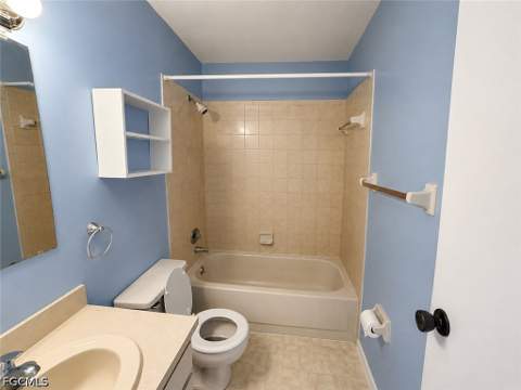 1005 SW 48th Ter 3, Cape Coral FL - photo 10 of 20