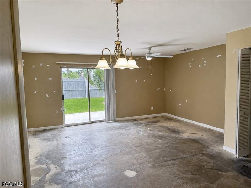 2 bedroom Townhouse at 1005 SW 48th Ter 3, Daves Court, Cape Coral — photo 3