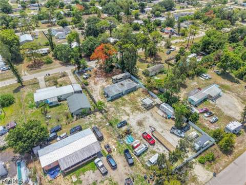 8396 Sevigny Dr, North Fort Myers FL - photo 7 of 31