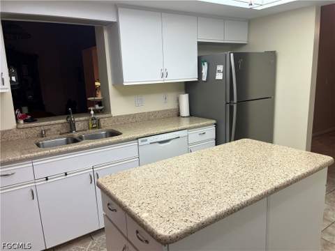 3289 Clubview Dr, North Fort Myers FL - photo 16 of 42