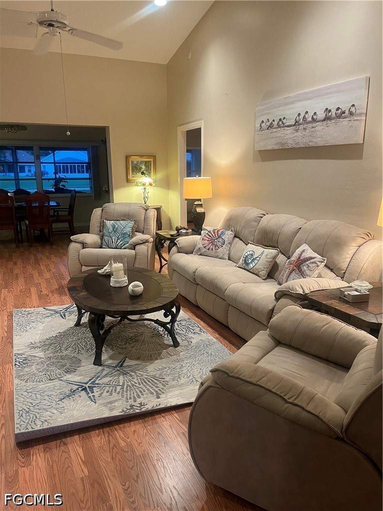 2 bedroom SingleFamilyResidence at 3289 Clubview Dr, Sabal Springs Golf And Racquet Club, North Fort Myers — photo 2