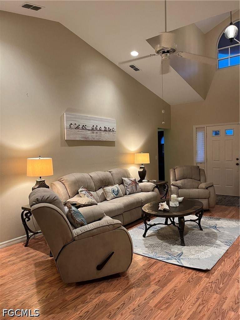 2 bedroom SingleFamilyResidence at 3289 Clubview Dr, Sabal Springs Golf And Racquet Club, North Fort Myers — photo 4