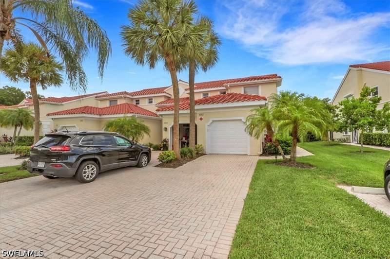 2 bedroom Condominium at 890 Eastham Way Q102, Glenmoor Greens, Naples — photo 2