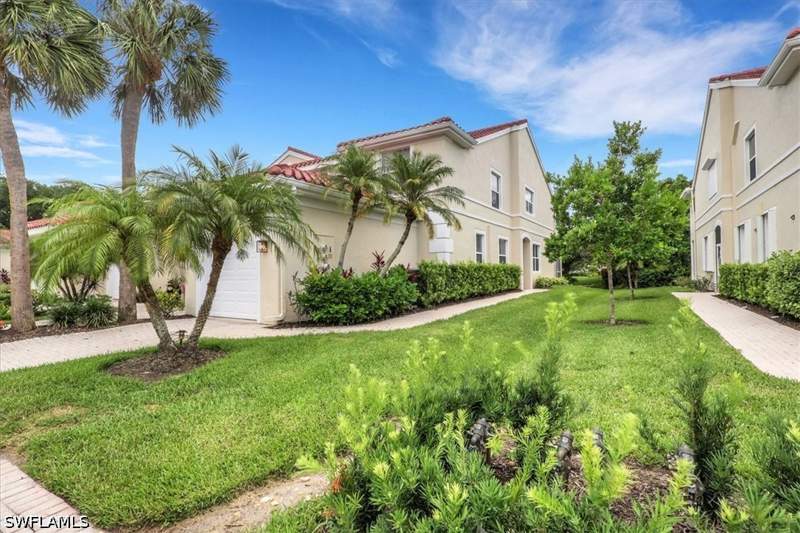 2 bedroom Condominium at 890 Eastham Way Q102, Glenmoor Greens, Naples — photo 3
