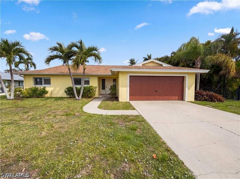 3 bedroom SingleFamilyResidence at 5644 Eichen CIR W, SUNSET COVE, Fort Myers — photo 1