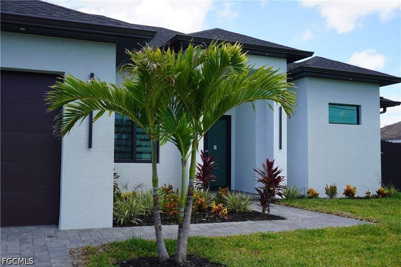 4 bedroom SingleFamilyResidence at 2523 SW 18th Ave, Cape Coral, Cape Coral — photo 3