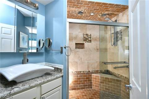 15655 Ocean Walk Cir 103, Fort Myers FL - photo 11 of 21
