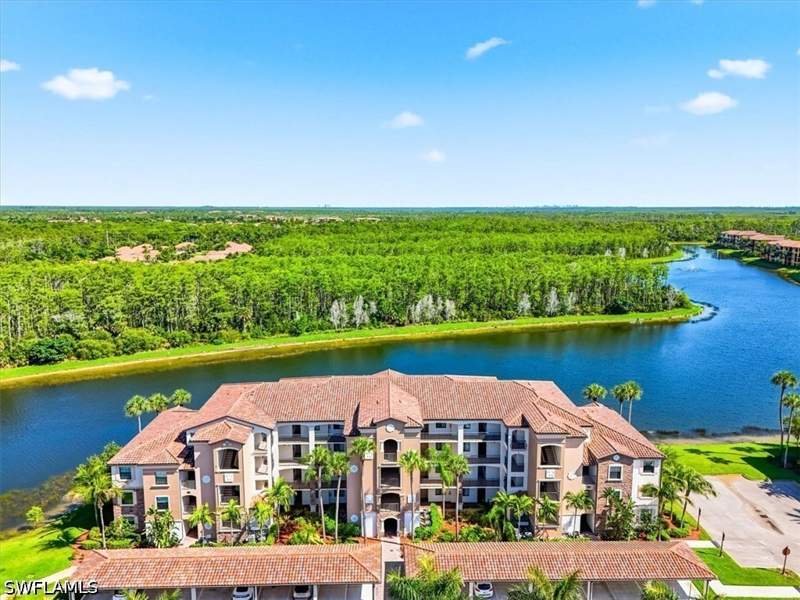 2 bedroom Condominium at 9554 Trevi Ct 4737, Trevi, Naples — photo 3