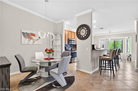 13710 Julias Way 924, Fort Myers FL - photo 8 of 28